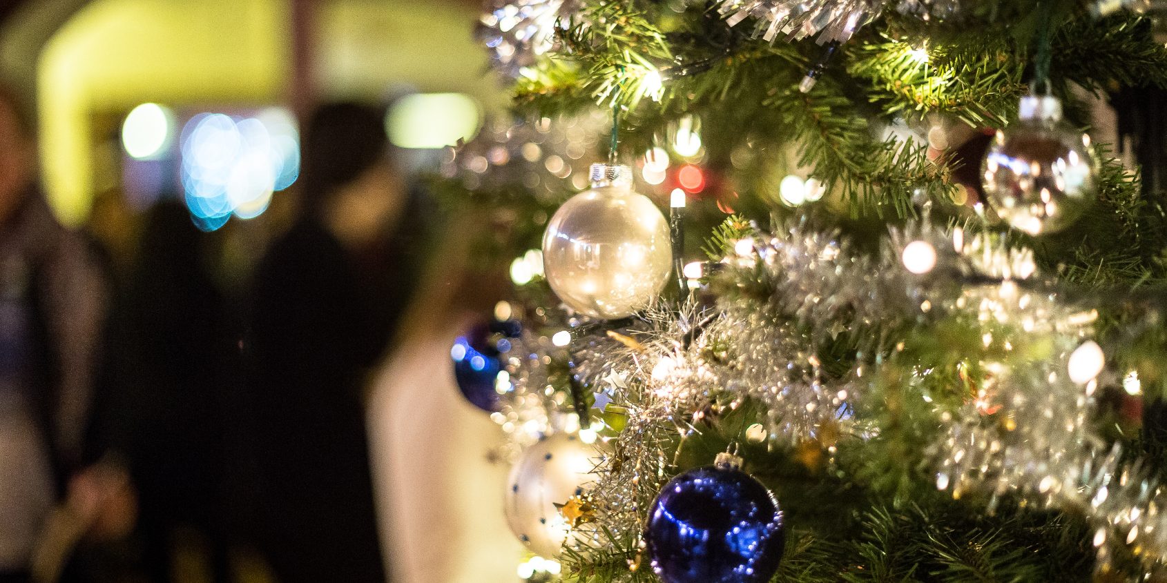 Celebrating Achievement Christmas: Seasonal Tips for a Memorable Holiday